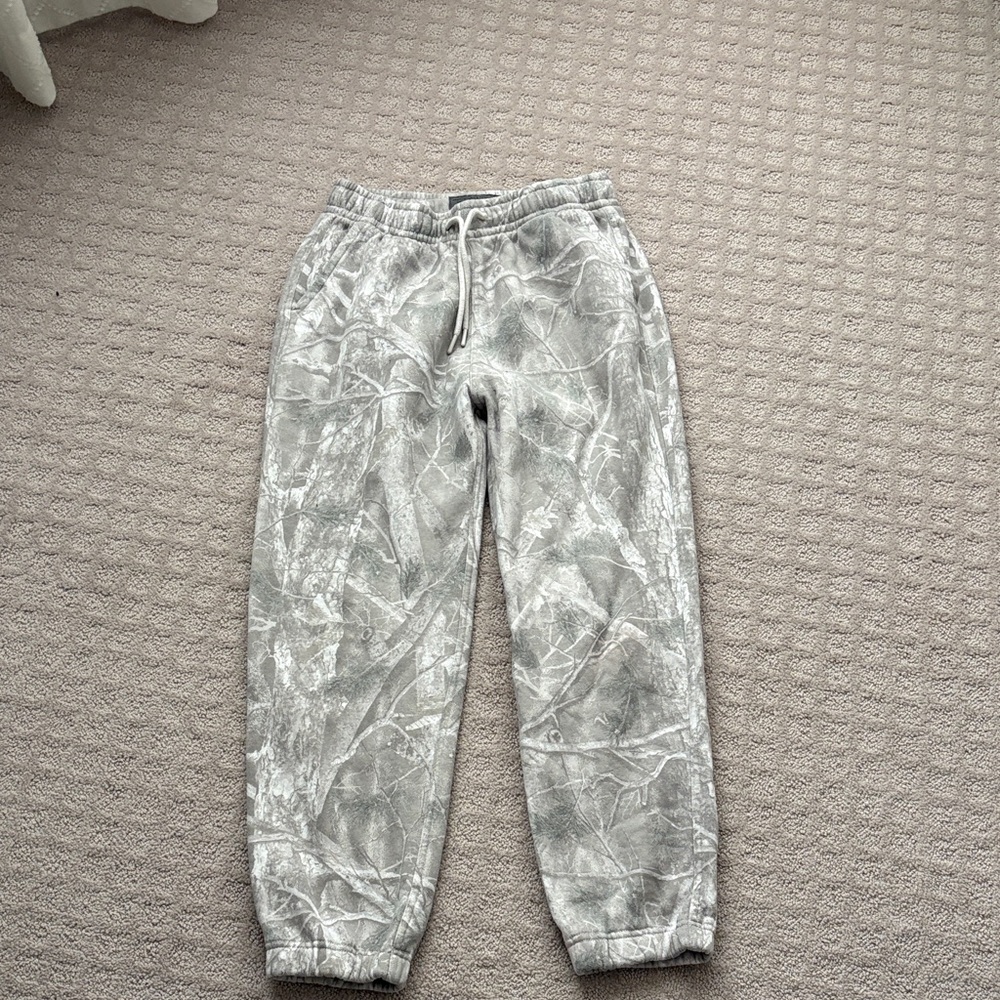 Abercrombie & Fitch Gray Patterned Sweatpants